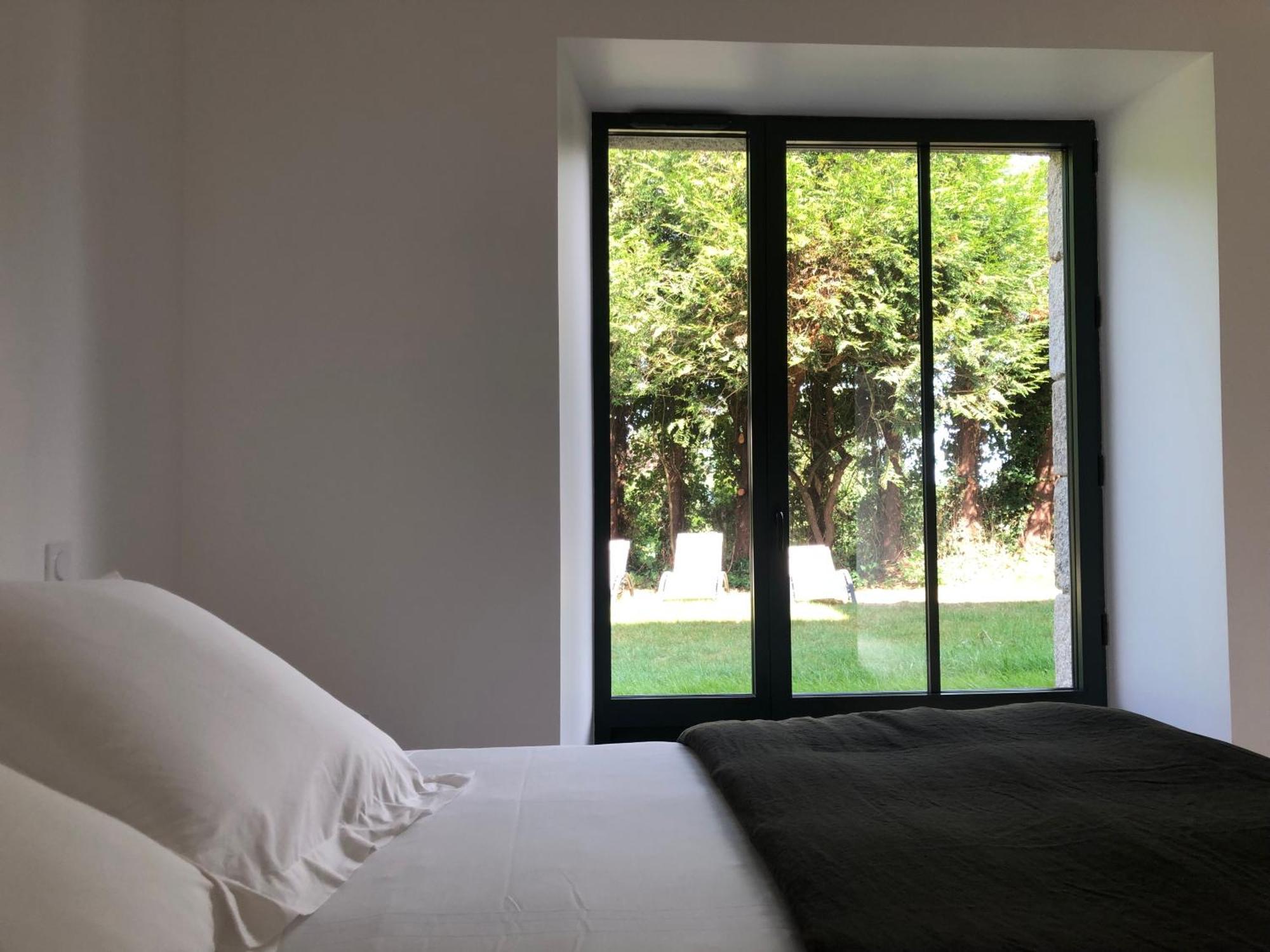 Les Ecolodges Sous Le Phare Louannec Exterior foto