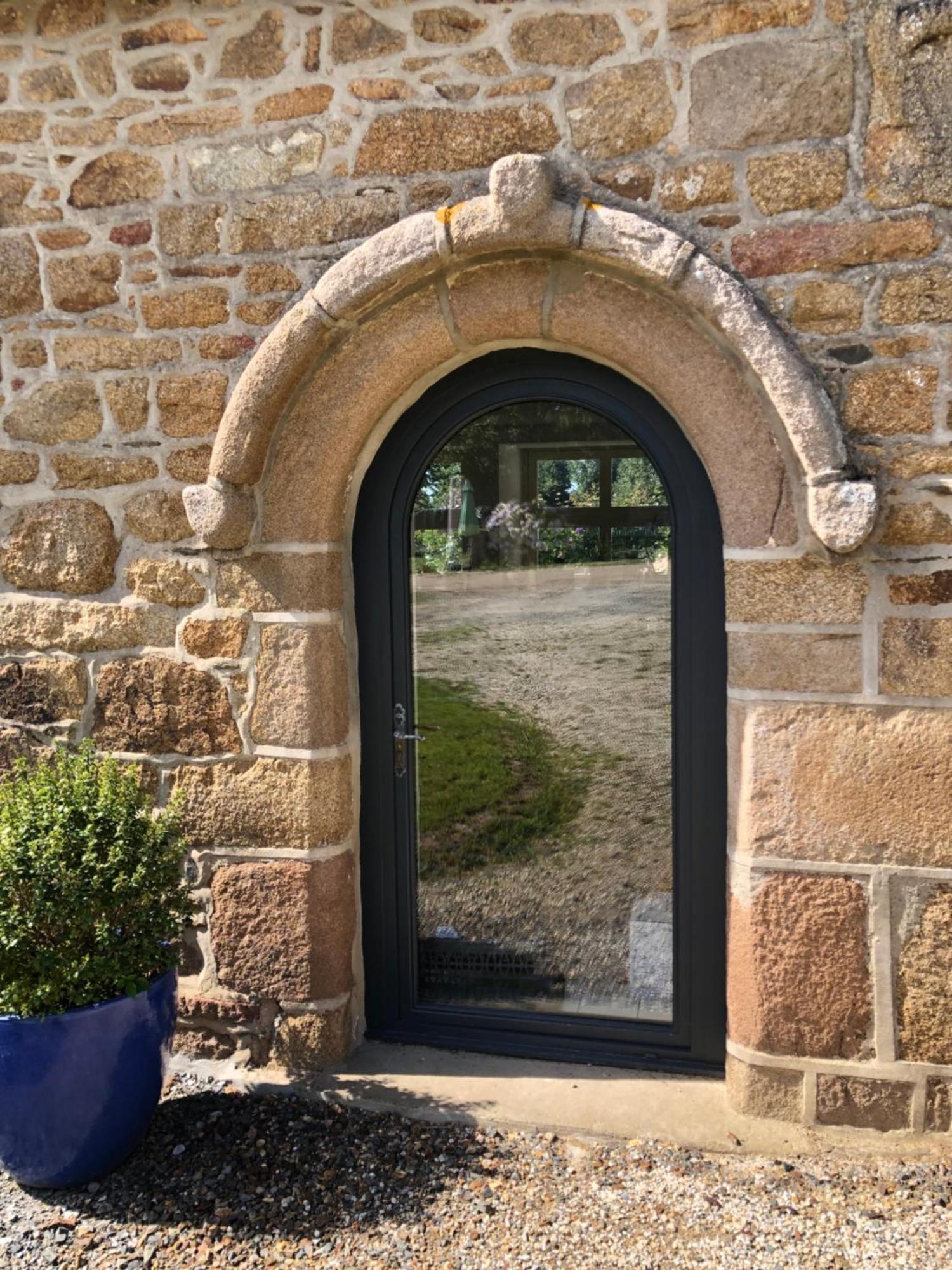 Les Ecolodges Sous Le Phare Louannec Exterior foto